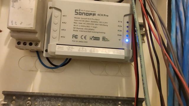 Sonoff 4ch pro R2 collegamenti per apertura porta cancello e serranda смотреть онлайн