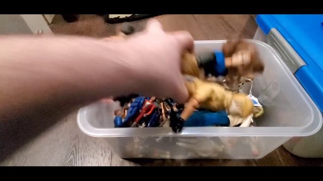 We pick a massive collection of vintage toys and find tons of M.A.S.K смотреть онлайн