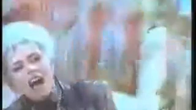 Toni Halliday - Time Turns Around смотреть онлайн