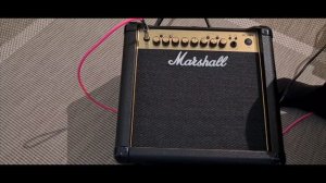 Marshall MG15GFX Gold. Little Test.