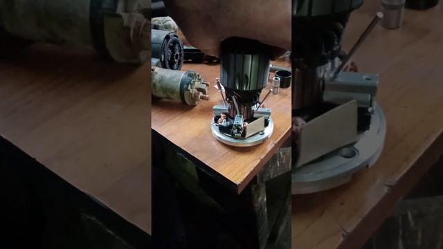 Ремонт стартера ваз 01- 07 классика,нива.Замена щёточного узла.Стартер трищит. смотреть онлайн