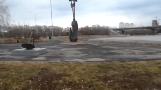Кемерово, прогулка возле Филармонии, парк Жукова смотреть онлайн