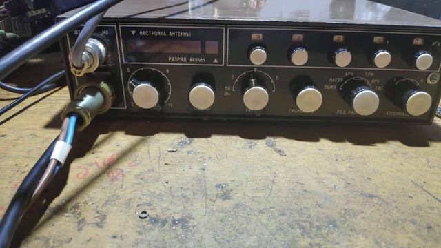 Усилитель СиБи на кв 3.5 и 7 мгц , а ведь работает:) смотреть онлайн