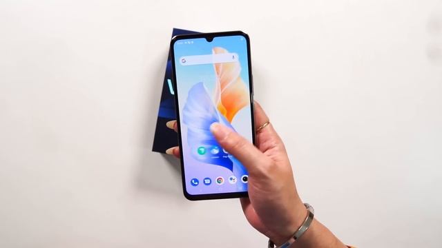 vivo V23e Sunshine Gold After 3 months смотреть онлайн