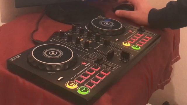 Pioneer DDJ-200 смотреть онлайн