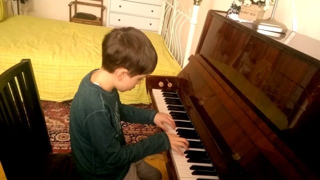 Старинный танец и Сонатина смотреть онлайн