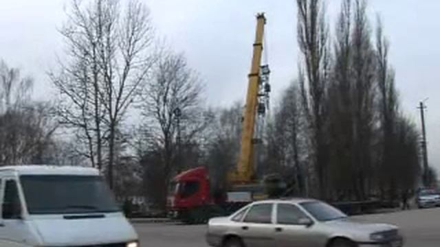 В Гусеве установили легендарный тяжелый танк ИС-2 смотреть онлайн