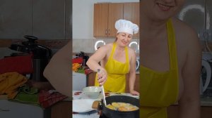 Nudist kitchen. Beautiful show. Cooking show. Mila naturist.