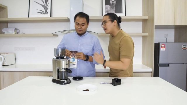 REVIEW JUJUR | Delonghi KG521 Coffee Grinder смотреть онлайн