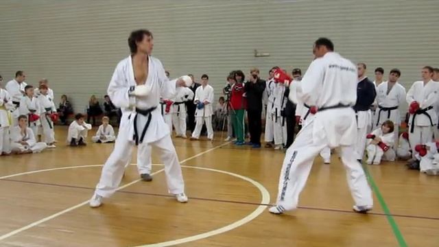 Christophe Pinna - kumite training (part3) смотреть онлайн