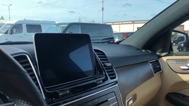 Mercedes-Benz GLE 400 2017 смотреть онлайн