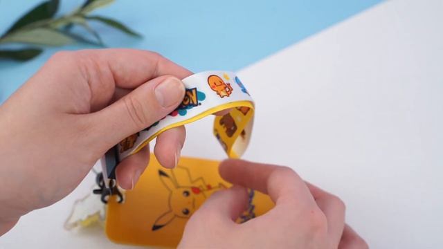 Чехол для карты "Пикачу" желтый смотреть онлайн