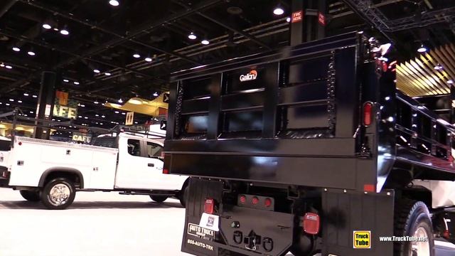 2018 Ford F650 Super Duty Dump Body - Exterior And Interior Walkaround - 2019 Chicago Auto Show