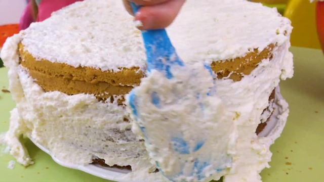 Лиза и Миша приготовили подарки и сюрпризы на День рождения папы смотреть онлайн