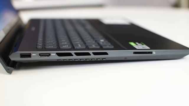 Jól néz ki, erős, nincsenek benne meglepetések - ASUS Zenbook Pro 15 teszt ? PC World смотреть онлайн