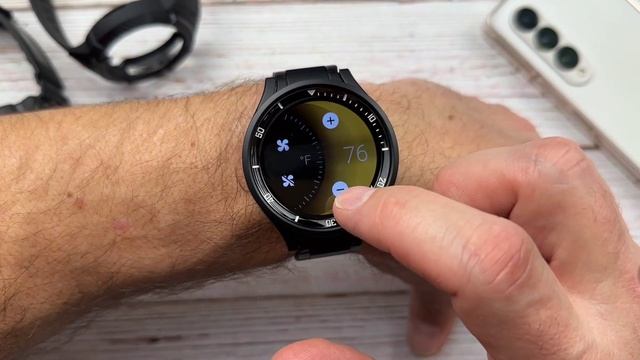 Galaxy Watch 5 - Wear OS App Review | Wear for Tesla смотреть онлайн
