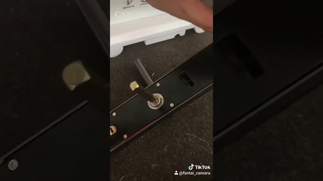 Электронный замок для пластиковой двери от FANTAI_CAMARA смотреть онлайн