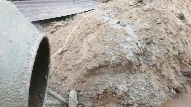 ПЕРВАЯ ЗАЛИВКА ФУНДАМЕНТА. смотреть онлайн