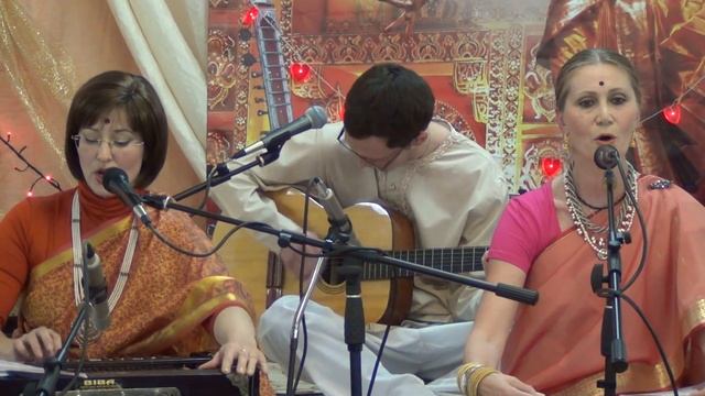 bhajan group Ambika at Diwali festival 2012, St.Petersburg, Russia смотреть онлайн