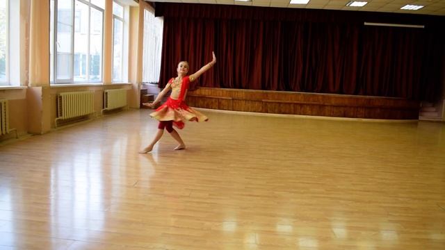 Лебедева Анна. Chikni Chameli. Соло. 10-12 лет. Достояние русской культуры детям 2020. смотреть онлайн