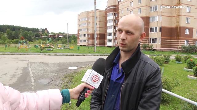 Кирпичный завод Ревды сделал подарок жителям поселка смотреть онлайн