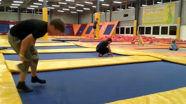 Тренировка вторая. Батуты! смотреть онлайн