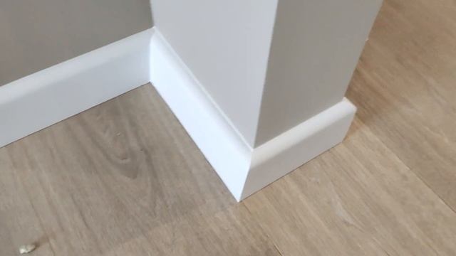 Монтаж дюрополимерного плинтуса с покраской. г. Уфа смотреть онлайн