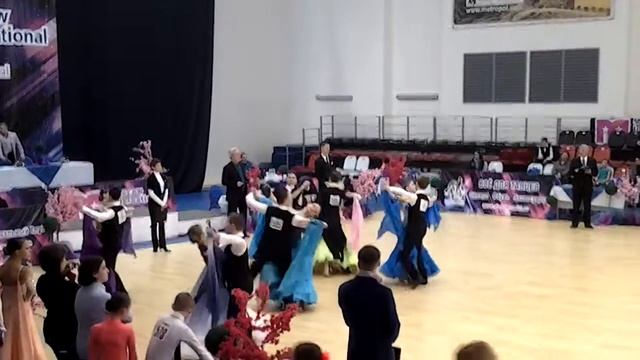 Медленный вальс Moscow International Open 2014Юниоры 2 D смотреть онлайн