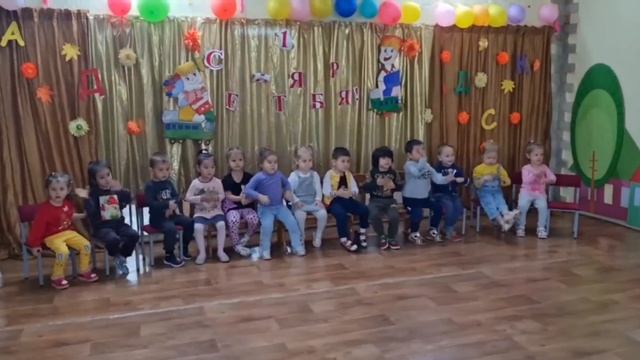 Младшая группа "Детки Конфетки" музыкальное занятие. пед. Марина Владимировна смотреть онлайн