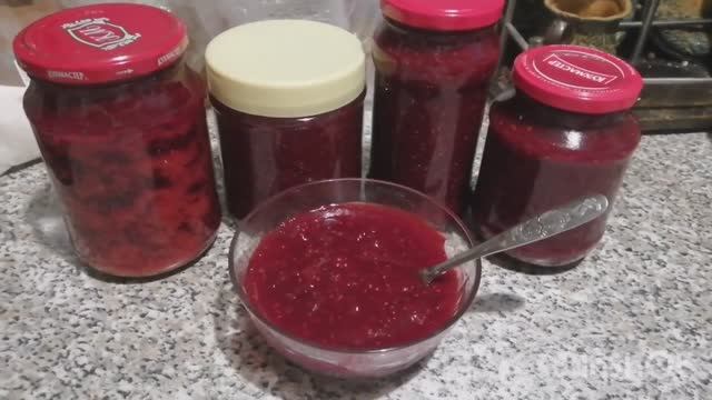 Вкуснейший малиново-смородиновый джем, мой авторский рецепт, готовится легко и быстро ! смотреть онлайн