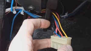 Не работают приводы (актуаторы) замков дверей. Не работает центральный замок ваз. Поиск причины...