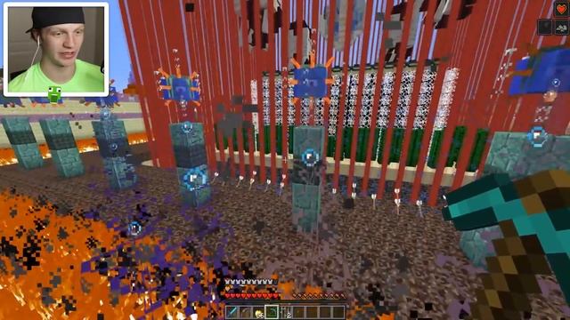 WORLDS SAFEST MINECRAFT BASE VS. WORLDS STRONGEST PLAYER! смотреть онлайн