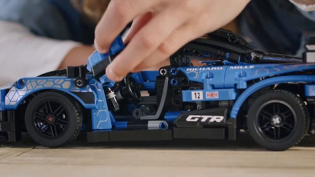 LEGO Technic 42123 McLaren Senna GTR - Smyths Toys Superstores DE смотреть онлайн