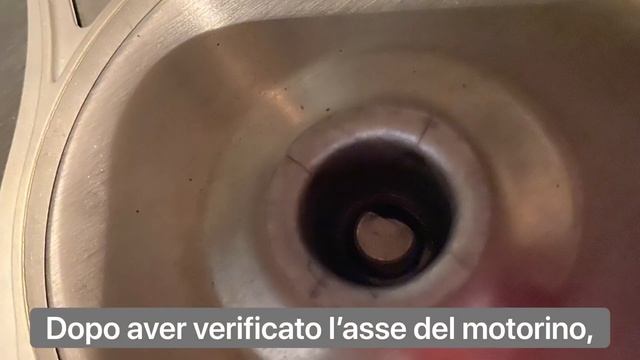 Microonde piatto non gira - gira a scatti. смотреть онлайн