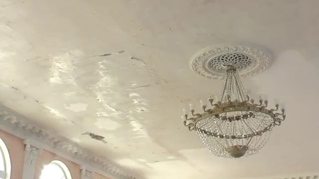 В Лисичанске затопило горный техникум смотреть онлайн