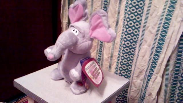 Анимированная игрушка "Лопоухий слоник" смотреть онлайн