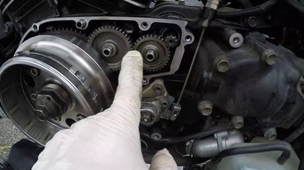 Suzuki Boulevard C50 Stator Replacement