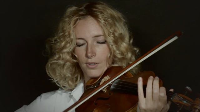 Mariya Nesterovska: Locatelli - Capriccio No 1 for Violin Solo смотреть онлайн
