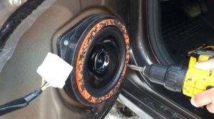 Замена штатных динамиков в Kia Rio на DL Audio Gryphon Lite 165