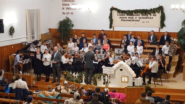 Симфонический оркестр - Рождество это больше чем тихий волнующий праздник смотреть онлайн