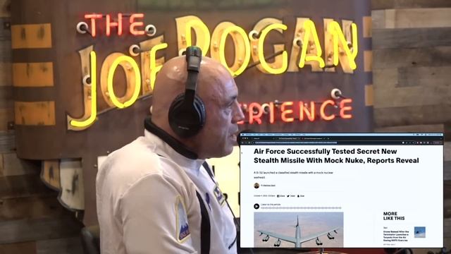 Freaking Out Over the Israel and Hamas Conflict смотреть онлайн