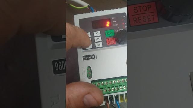 9600 серия автонасройка частотника. смотреть онлайн