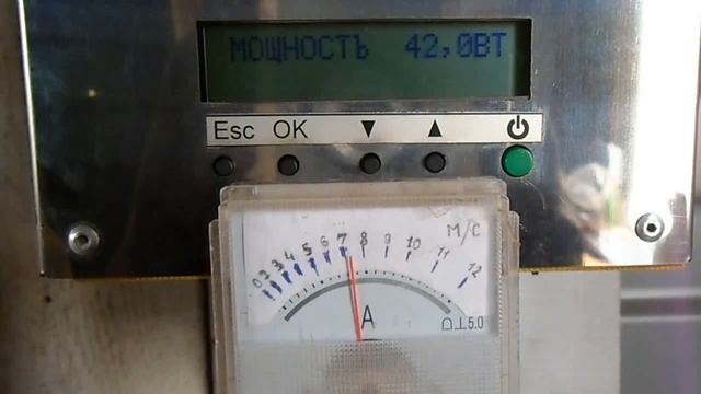 Работа ветрогенератора на сильном ветру + анемометр. Работа через MPPT контроллер фотон 100-50 смотреть онлайн