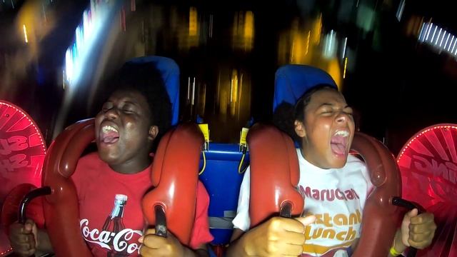 The Girls Took To The Skies /People Faint | Collection Of Funny Slingshot Flights #slingshot #hd.mp4