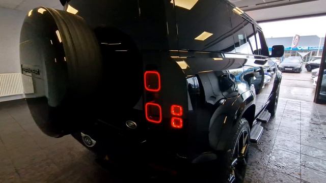 LAND ROVER DEFENDER 110 3.0 D250 MHEV HARD TOP AUTO 4WD #landrover #defender #carforsale #carshow