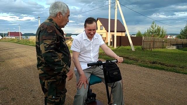 Самокат из гироскутера смотреть онлайн