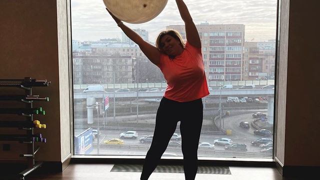 Юмористка Екатерина Скулкина кардинально сменила образ: поклонники в восторге смотреть онлайн