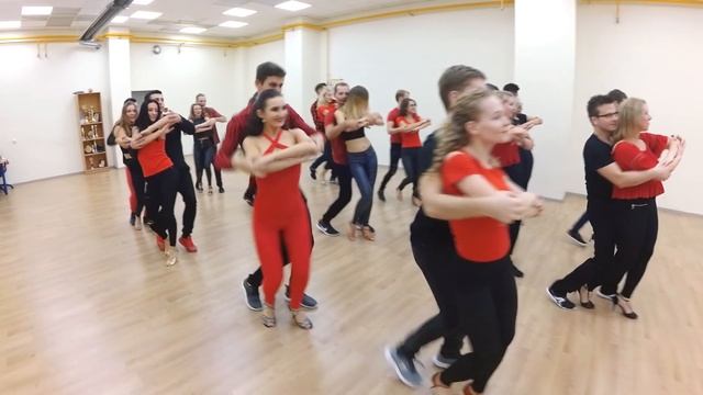 Bachata Sensual By Vuelta Dance Studio / Dj Tronky - Dove e quando / Vilnius, Lithuania смотреть онлайн