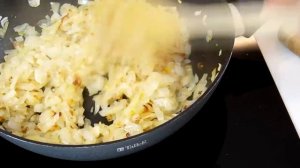 НЕРЕАЛЬНО вкусный открытый пирог! Все на противень и в духовку