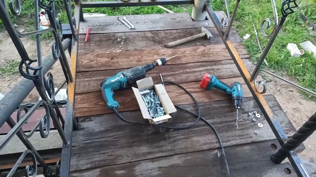 Лестница Своими Руками из Металла с Элементами Ковки смотреть онлайн